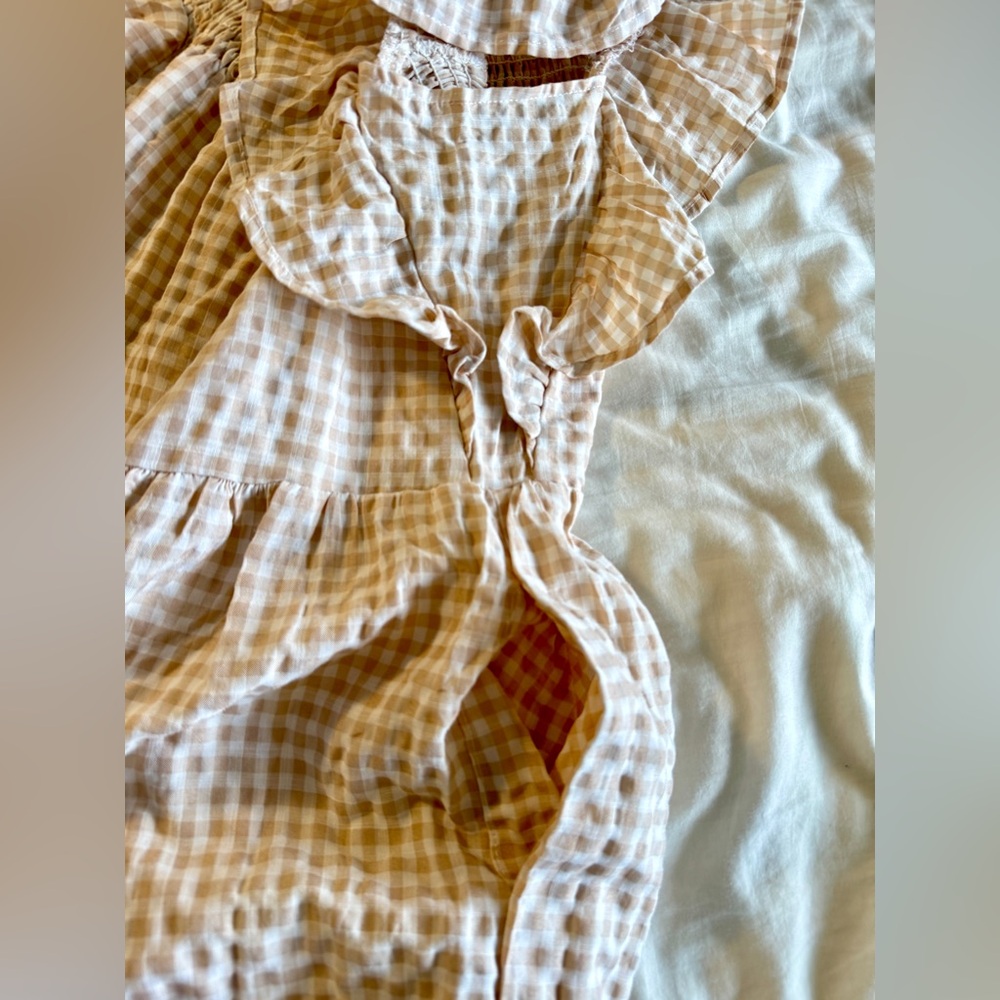 Petal & Pup Beige And White Gingham Off the Shoulder Ruffle Midi Dress Size 2 - Picture 7 of 8